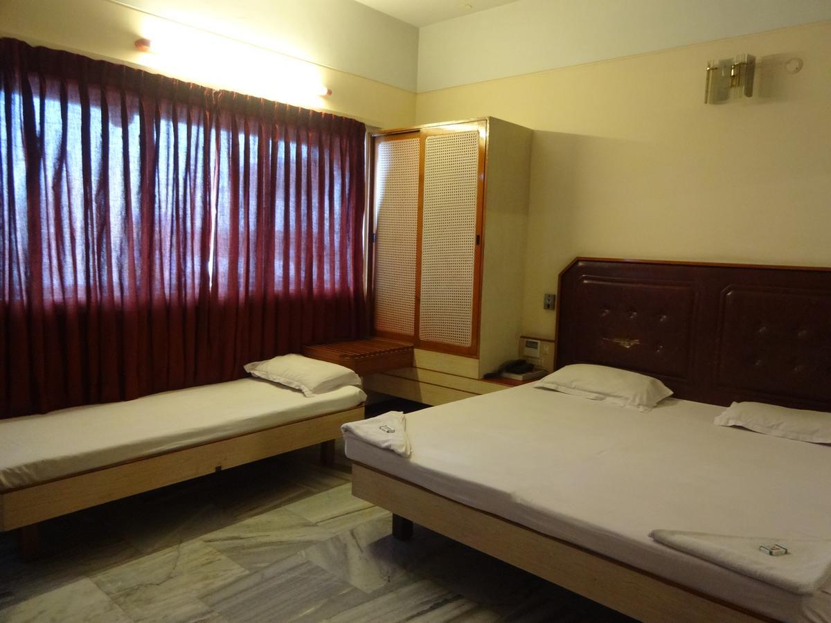 Hotel Padmam Madurai Exterior foto